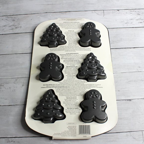 Wilton Cake Pan Mold Holiday Christmas Trees Gingerbread Man - Picture 8 of 8
